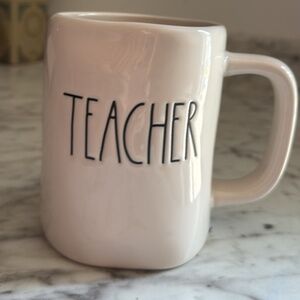 🍎 Rae Dunn “TEACHER” Mug – Perfect Gift for Back-to-School or Appreciation